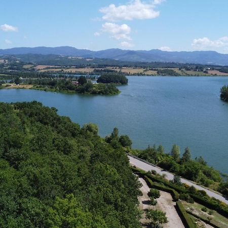 Casa Vacanze Borgo La Fratta บาร์เบริโน ดิ มูเจลโล ภายนอก รูปภาพ