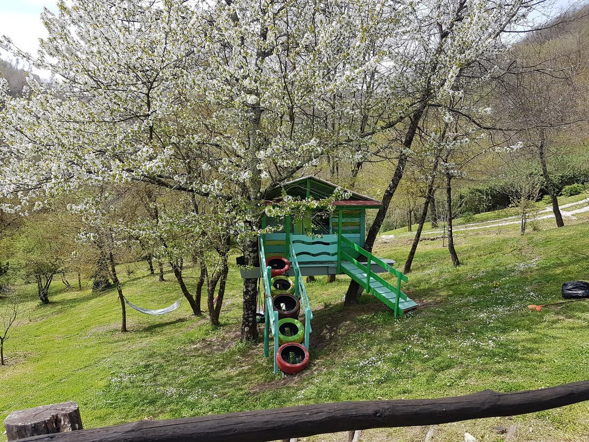 Casa Vacanze Borgo La Fratta บาร์เบริโน ดิ มูเจลโล ภายนอก รูปภาพ